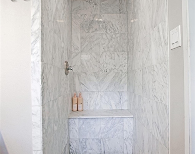 9928 Westview Drive - Photo Thumbnail 10