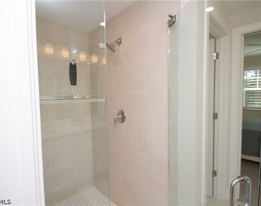 232 Indies Drive E - Photo Thumbnail 25