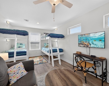 145 Belanger Avenue - Photo Thumbnail 27