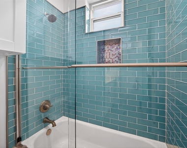 145 Belanger Avenue - Photo Thumbnail 26