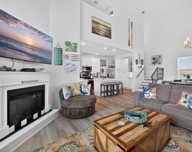 145 Belanger Avenue - Photo Thumbnail 11