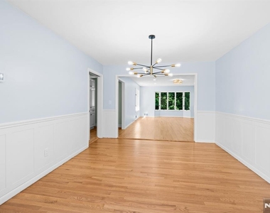 601 Iroquois - Photo Thumbnail 9