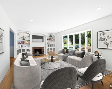 601 Iroquois - Photo Thumbnail 6