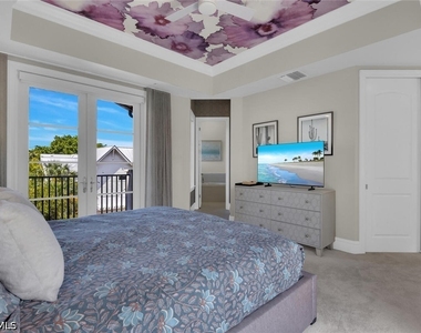 684 10th Avenue S - Photo Thumbnail 19