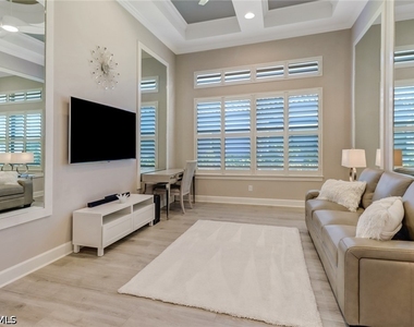 9412 Rapallo Street - Photo Thumbnail 12