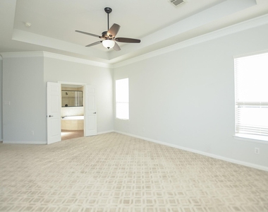 4315 Village Forest Drive - Photo Thumbnail 19