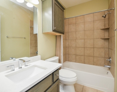 4315 Village Forest Drive - Photo Thumbnail 39