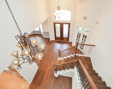 4315 Village Forest Drive - Photo Thumbnail 25