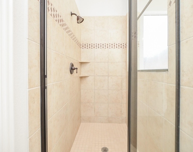4315 Village Forest Drive - Photo Thumbnail 23