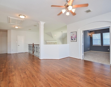 4315 Village Forest Drive - Photo Thumbnail 26