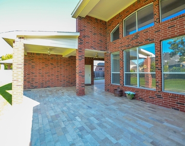4315 Village Forest Drive - Photo Thumbnail 42