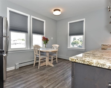 175 Center - Photo Thumbnail 12