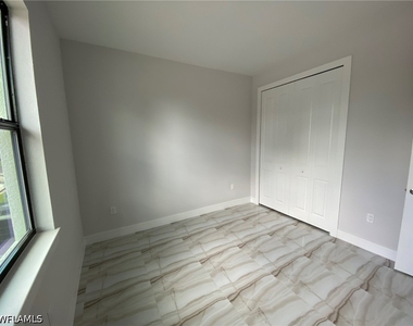4362 40th Street Ne - Photo Thumbnail 14