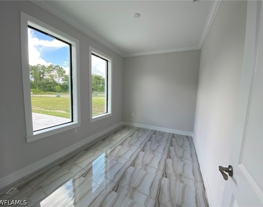 4362 40th Street Ne - Photo Thumbnail 18