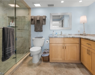 26000 Hickory Boulevard - Photo Thumbnail 9