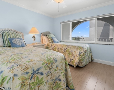 26000 Hickory Boulevard - Photo Thumbnail 13