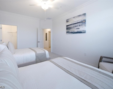 5604 Newcastle Court - Photo Thumbnail 30