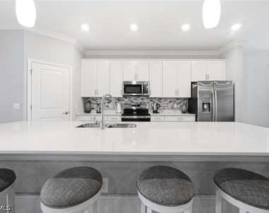 5604 Newcastle Court - Photo Thumbnail 19