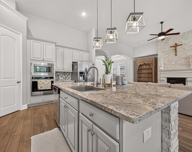 18719 Evanhale Bend Drive - Photo Thumbnail 19