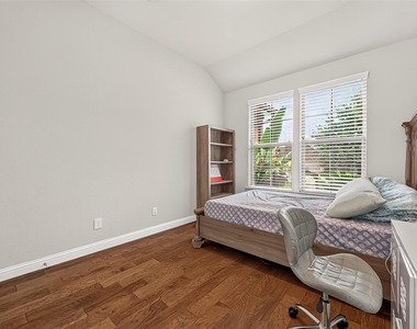 18719 Evanhale Bend Drive - Photo Thumbnail 37