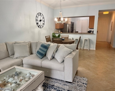 9715 Acqua Court - Photo Thumbnail 7