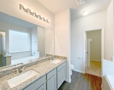 3006 Orchid Ranch - Photo Thumbnail 13