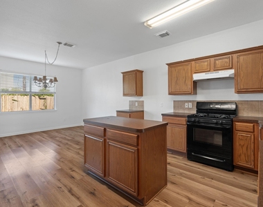 2011 Wildbrook Canyon Lane - Photo Thumbnail 15