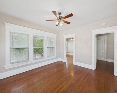 1630 Richmond Avenue - Photo Thumbnail 3