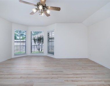 19211 Caribou Ridge Drive - Photo Thumbnail 8