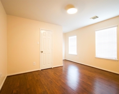 15602 Waumsley Way - Photo Thumbnail 28
