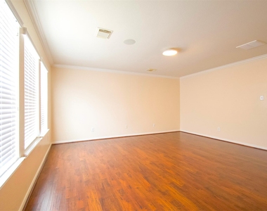 15602 Waumsley Way - Photo Thumbnail 24