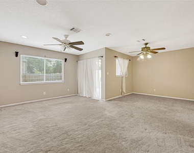 3816 Newton Drive - Photo Thumbnail 6