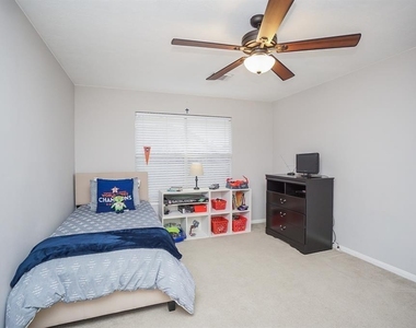 16531 Village View Trail - Photo Thumbnail 22