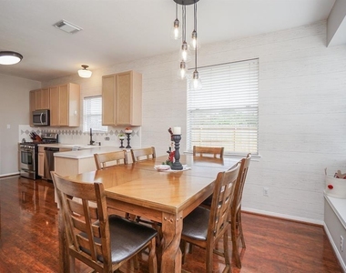 16531 Village View Trail - Photo Thumbnail 14