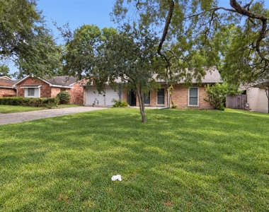 5914 Willowbend Boulevard - Photo Thumbnail 1