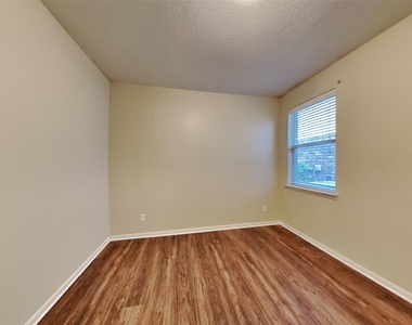 15815 Egret Field Lane - Photo Thumbnail 11