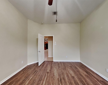 15815 Egret Field Lane - Photo Thumbnail 8