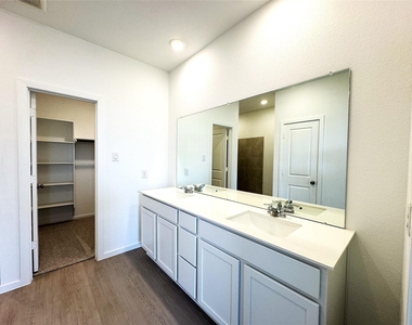 6815 Harvest Wheat Lane - Photo Thumbnail 28