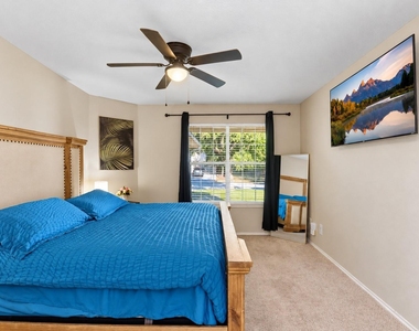 9519 Maple Green Lane - Photo Thumbnail 14
