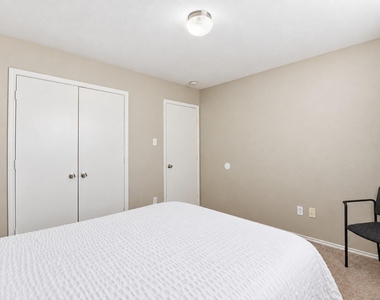9519 Maple Green Lane - Photo Thumbnail 26