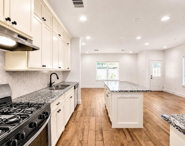 3605 Billingsley Street - Photo Thumbnail 7