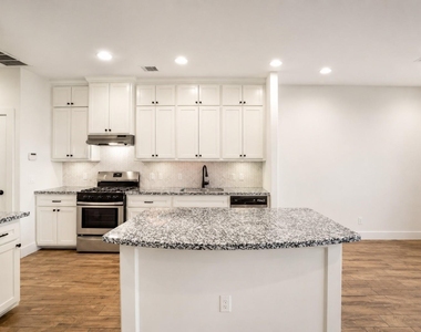 3605 Billingsley Street - Photo Thumbnail 6
