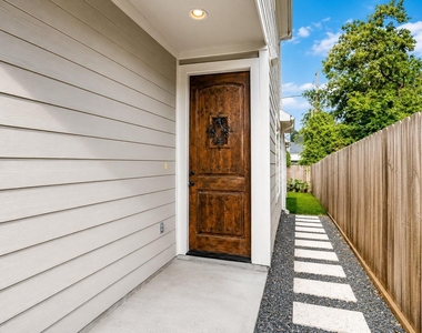 3605 Billingsley Street - Photo Thumbnail 3