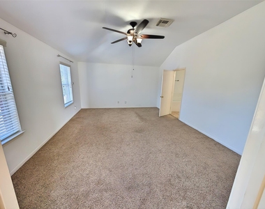 18119 Sweet Juniper Lane - Photo Thumbnail 13