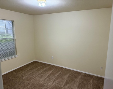 1539 Nichole Woods Drive - Photo Thumbnail 19