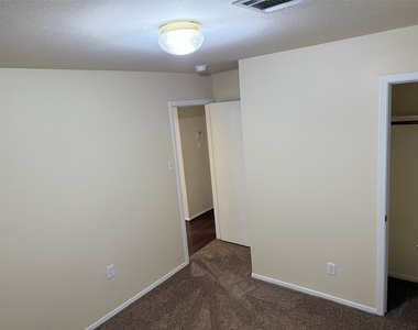 1539 Nichole Woods Drive - Photo Thumbnail 13