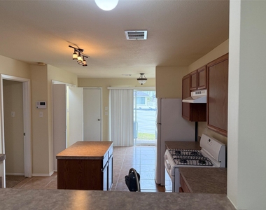 1539 Nichole Woods Drive - Photo Thumbnail 5
