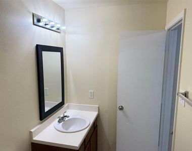 1539 Nichole Woods Drive - Photo Thumbnail 23