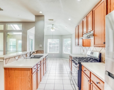 10330 Claybrook Drive - Photo Thumbnail 5