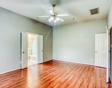 10330 Claybrook Drive - Photo Thumbnail 8